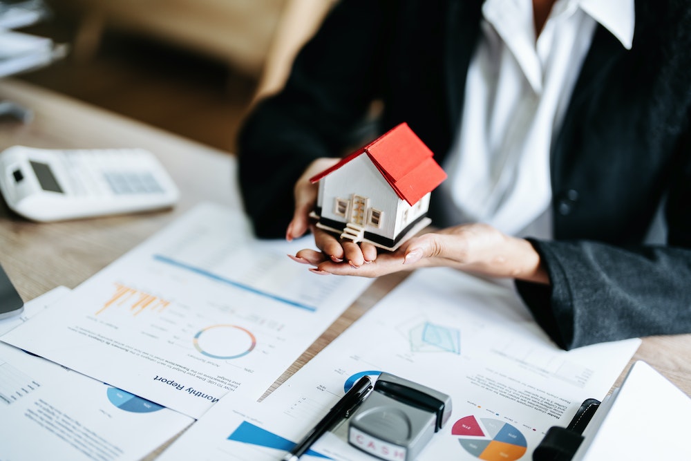Diversifier votre portefeuille de défiscalisation immobilière : investir dans différents secteurs pour optimiser vos gains